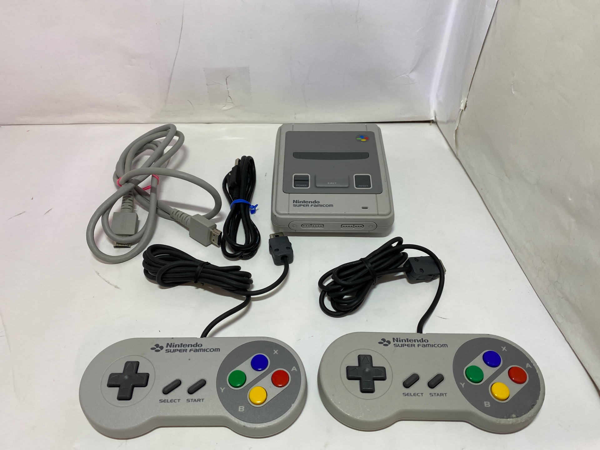 Nintendo ニンテンドークラシックミニ スーパーファミコン ほぼ新品