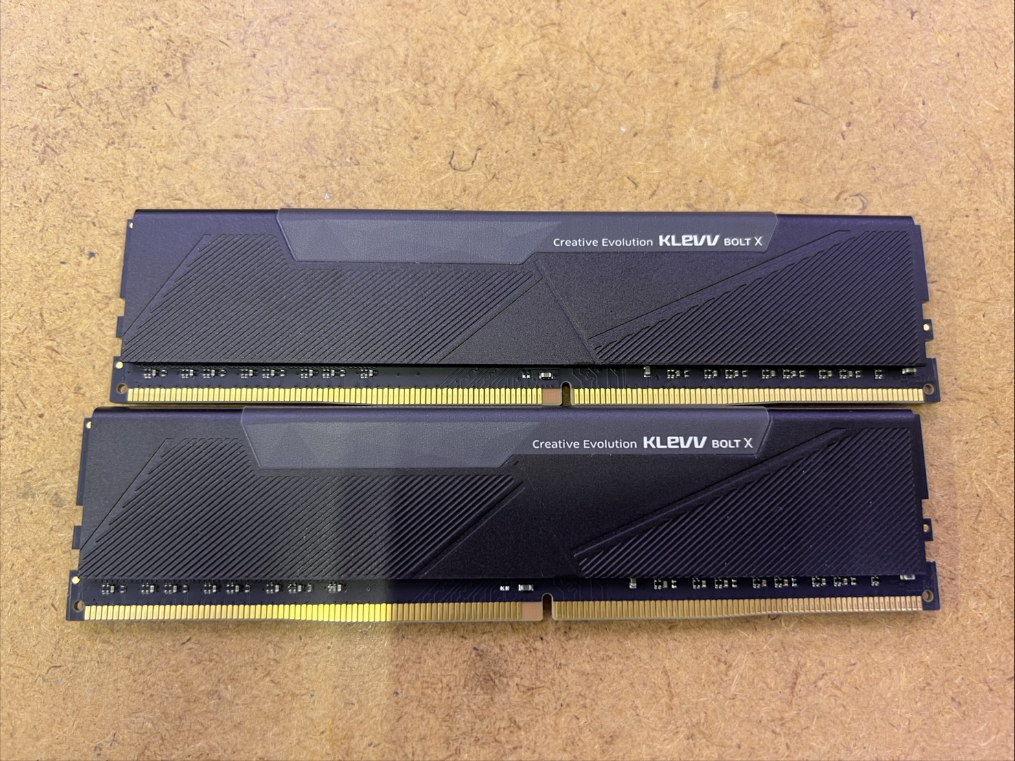 ESSENCORE KLEVV KD48GU880-32A160U [DDR4 PC4-25600 8GB 2枚組]