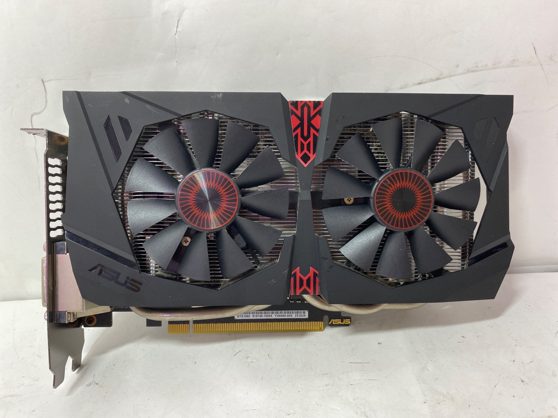 ASUS(アスース) STRIX-GTX1060-DC2O6G [PCIExp 6GB]