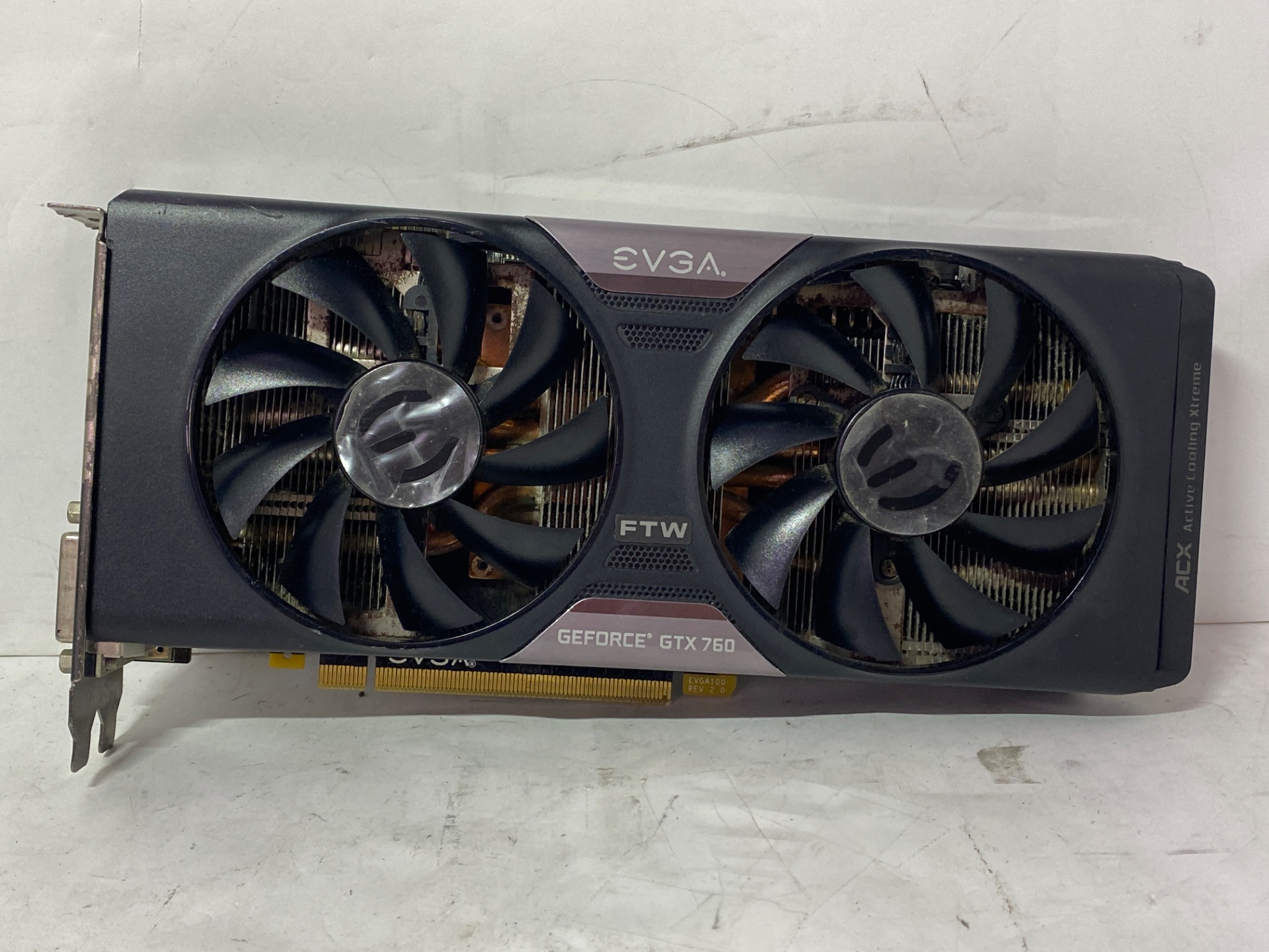 EVGA GeForce GTX 760 Dual 4GB FTW w/ ACX Cooling 04G-P4-3768-KR [PCIExp 4GB]