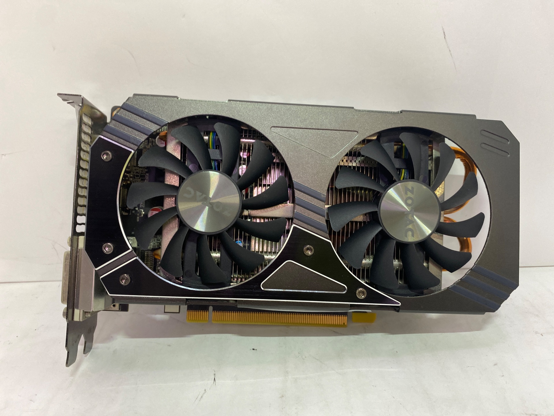 ZOTAC GeForce GTX 960 ZT-90302-10M [PCIExp 2GB]