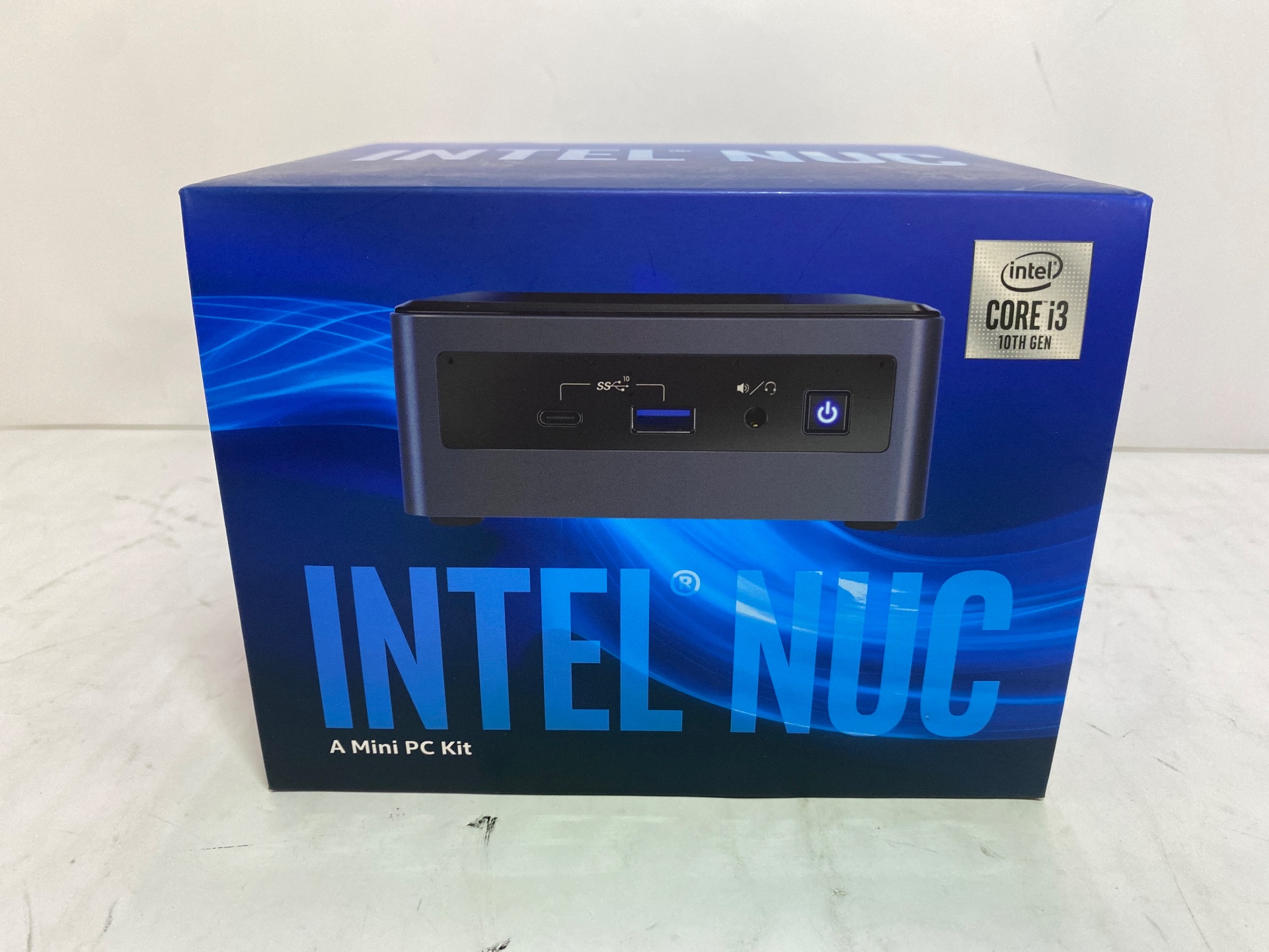 Intel(インテル) NUC10i3FNH