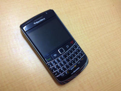 docomo(NTTドコモ) BlackBerry 9700の激安通販 - パソコンショップパウ