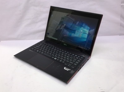 FUJITSU(富士通) FMV LIFEBOOK UH55/M(FMVU55MR)