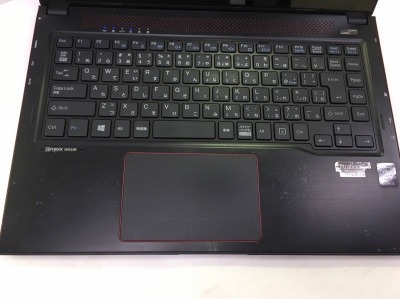 FUJITSU(富士通) FMV LIFEBOOK UH55/M(FMVU55MR)