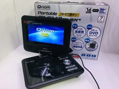 2極タイプ YAMAZEN Qriom フルセグポータブルDVD PDK-F70（B） | www