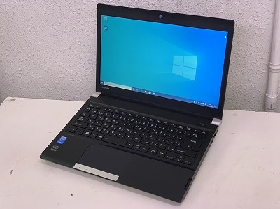 TOSHIBA(東芝) dynabook R734/M (PR734MAA647AD71)